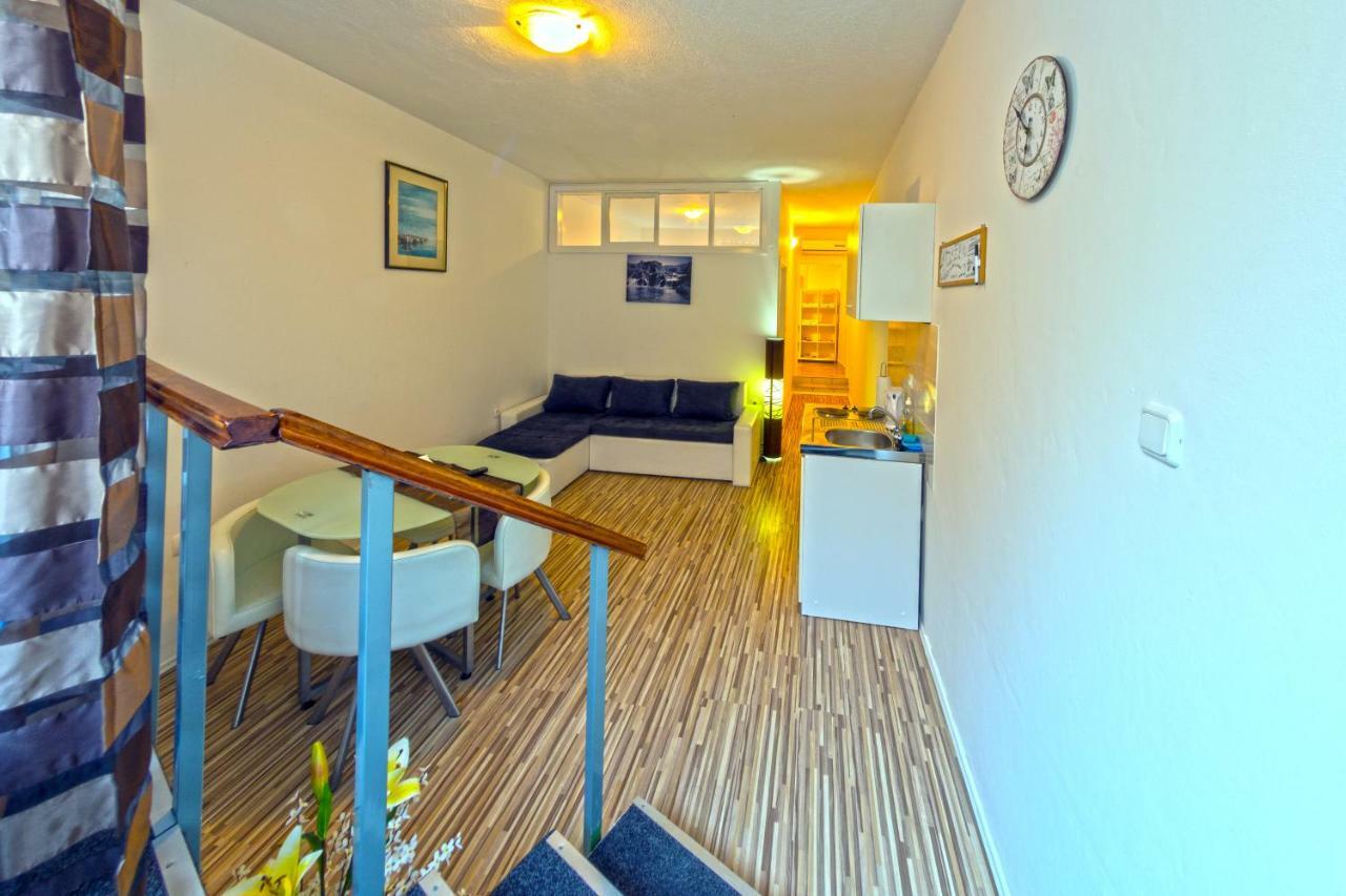 Apartment Nino Skradin Exterior photo